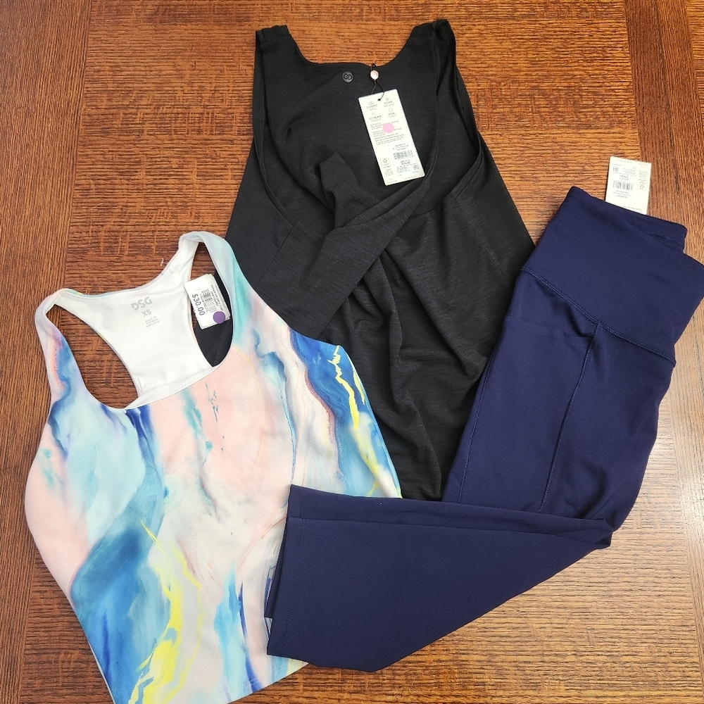 NWT Bundle of 3 womens XS workout Navy Leggings black tank colorful top Calia